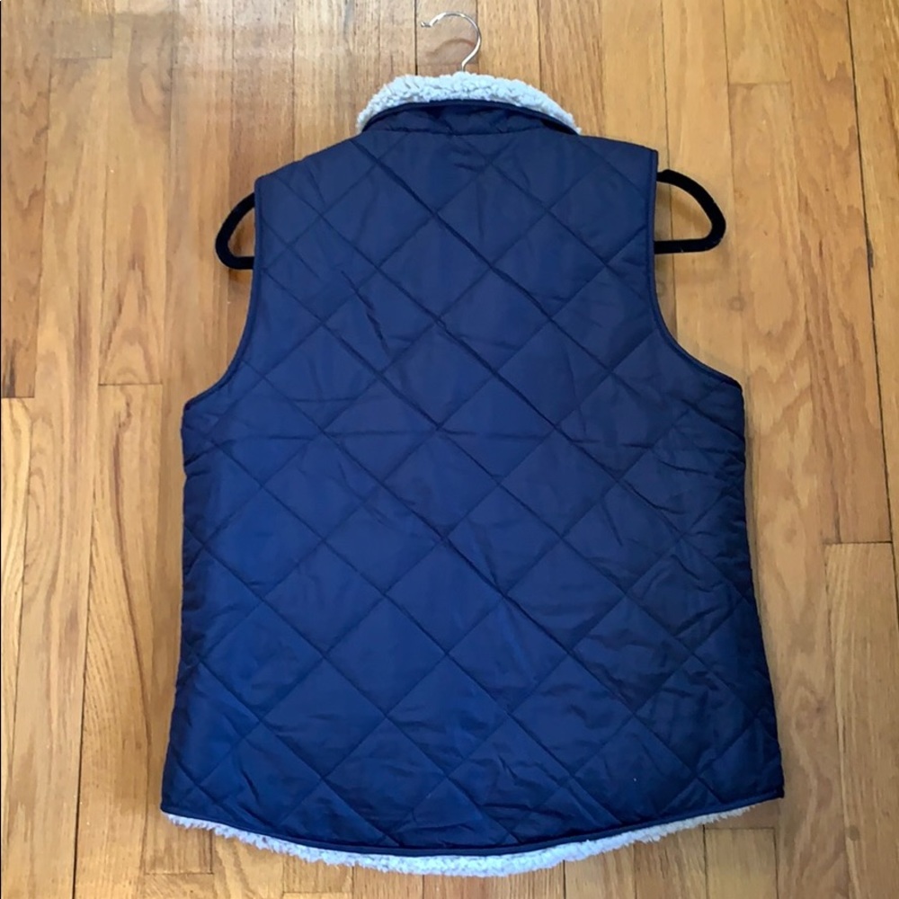 Reversible Women’s Vest - Picture 2 of 6
